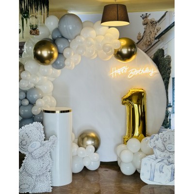 Фотозона Happy Birthday Неон, ресторан Gusto. Вишгород. Фотозона Happy Birthday Неон, ресторан Gusto. Вишгород.